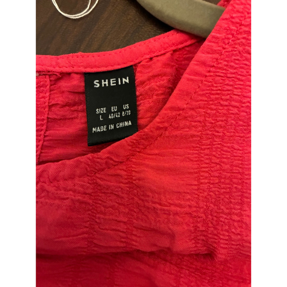 0119 Resort wear for this summer. SHEIN bright pink tiered dress. Size Large - Picture 9 of 10